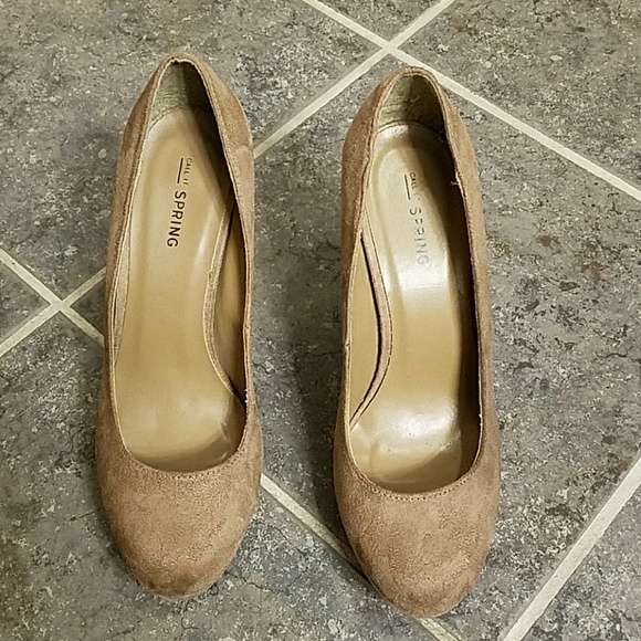 Call it Spring Heels - Picture 2 of 4